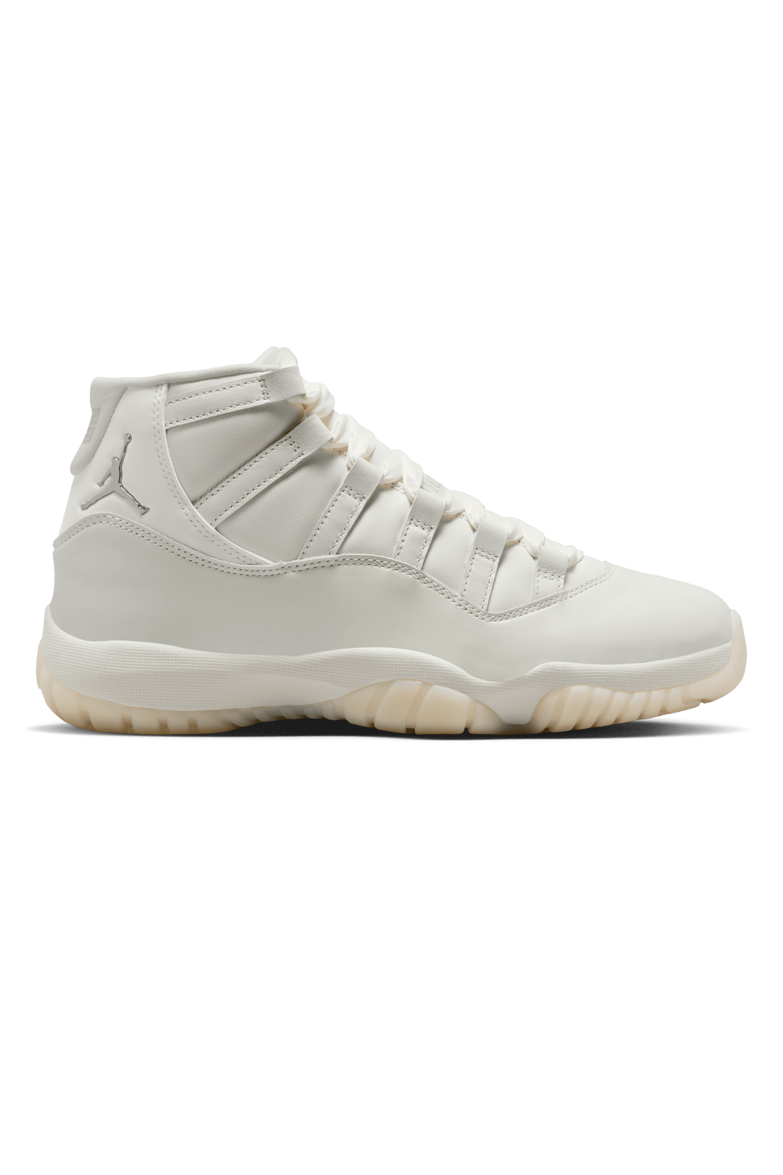 Woman 11 Retro "Pearl"