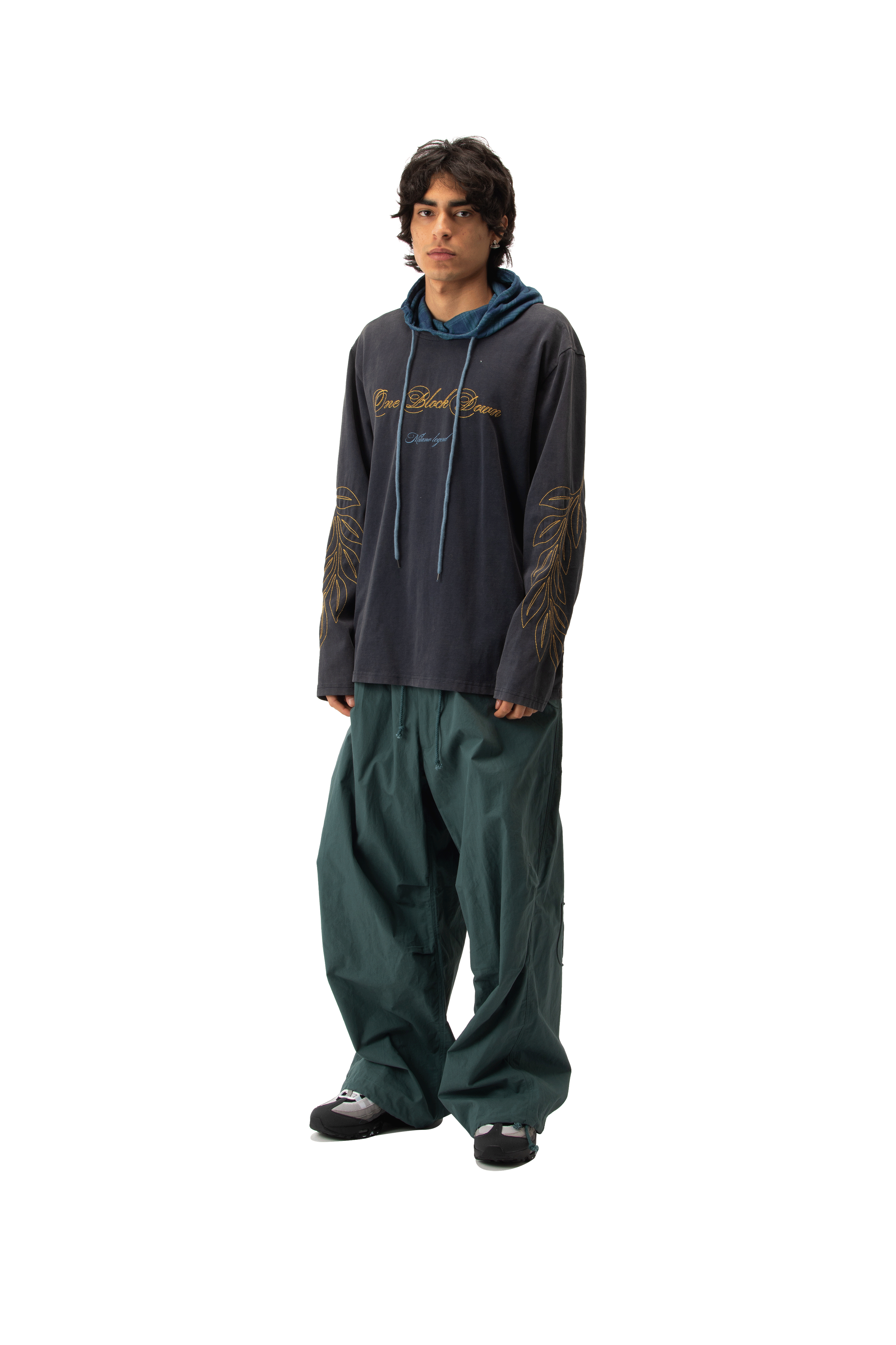 Stadium Longsleeve Hood T-Shirt