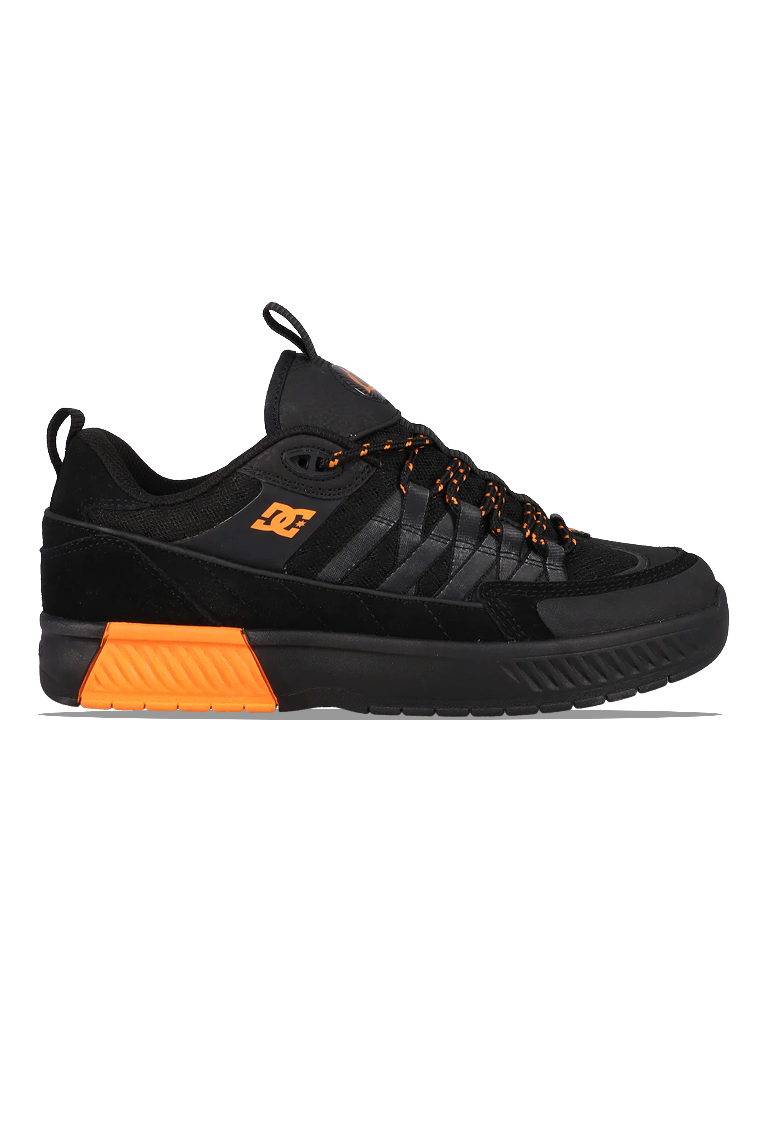 "Disclaimer" x Lucien Clark