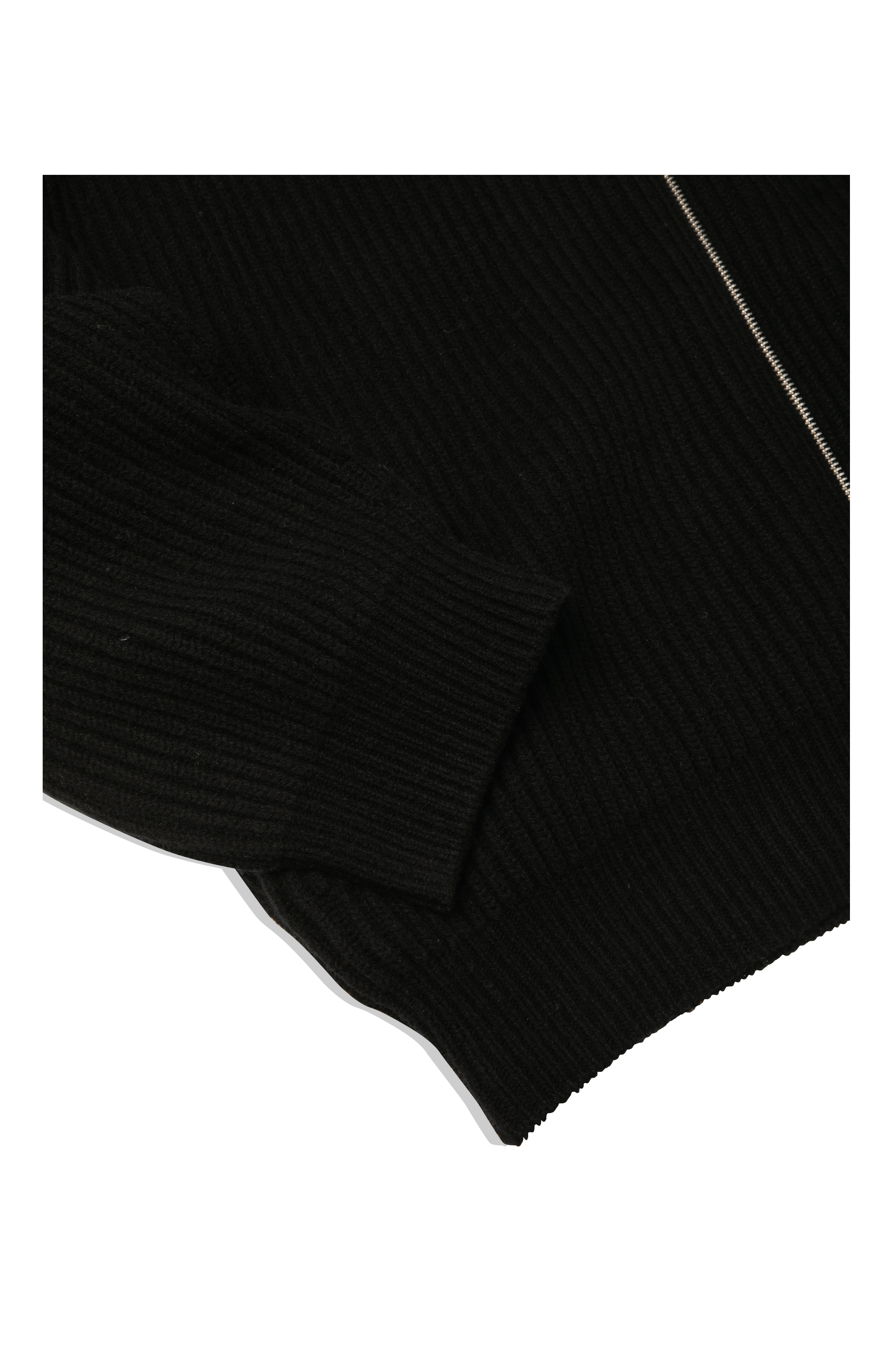 Vonarstraeti Zipped Sweater