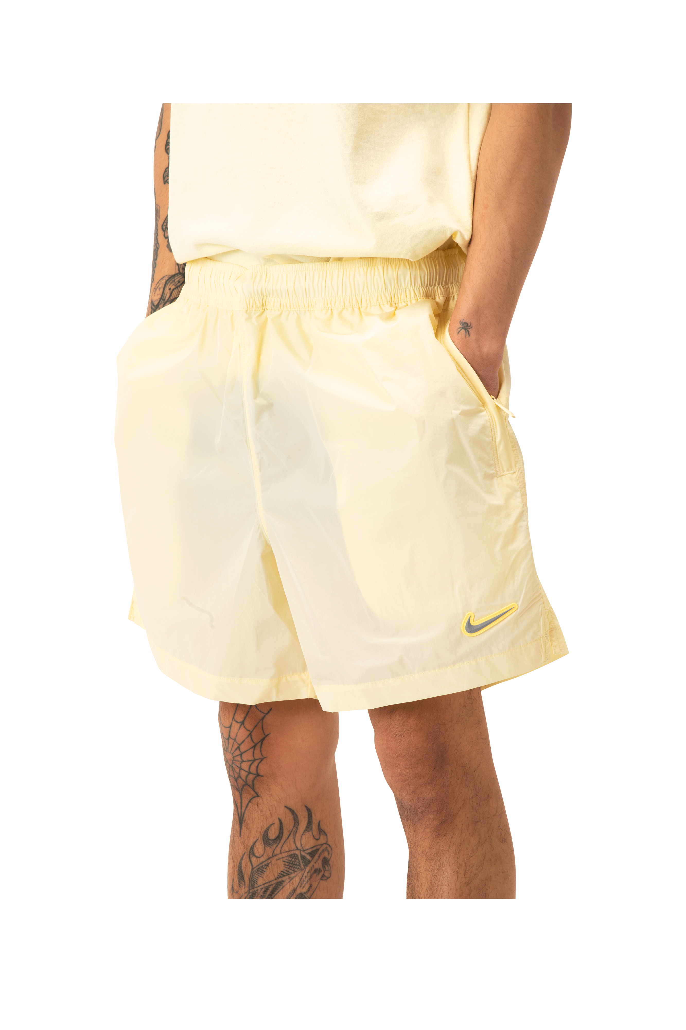 NRG Nocta Cardinal Short Woven