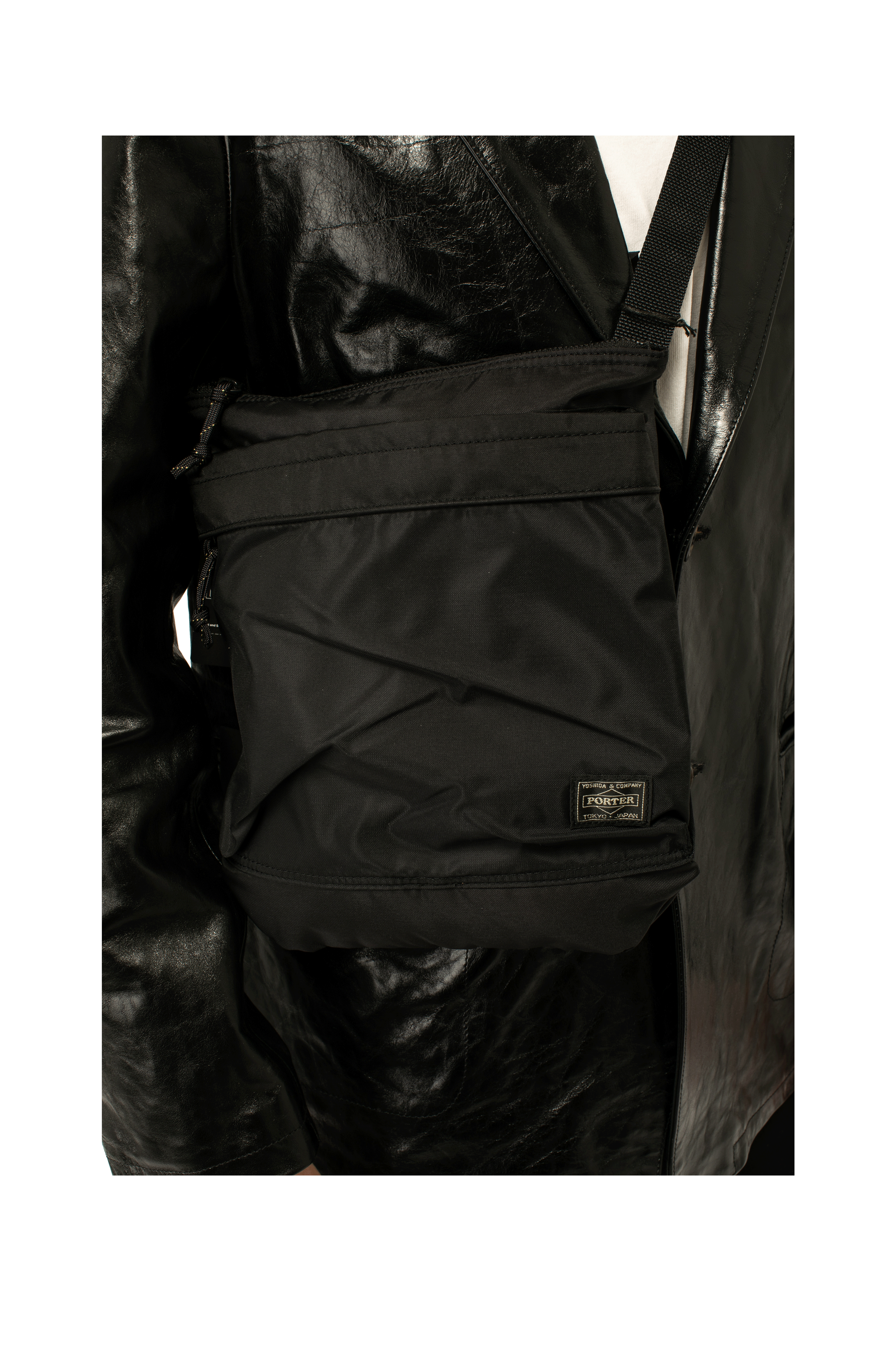 Force Shoulder Bag